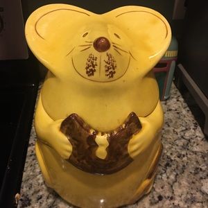 Vintage cookie jar